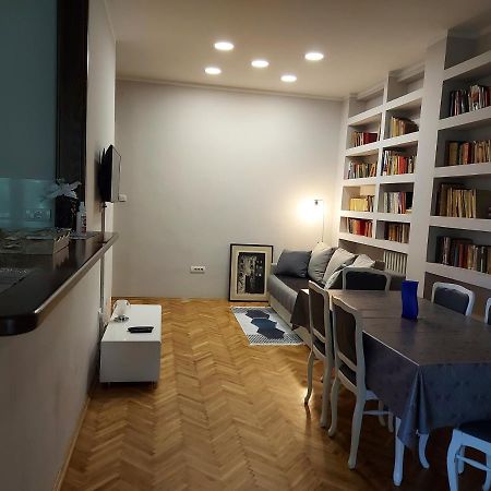Downtown Apartment In Walk Zone With 3 Bedrooms And Garage Novi Sad Exterior foto