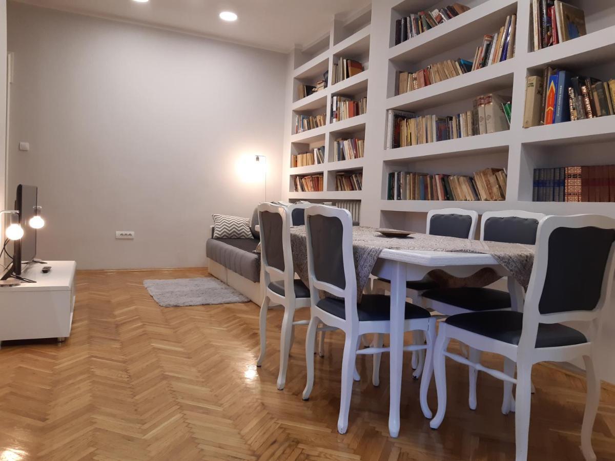 Downtown Apartment In Walk Zone With 3 Bedrooms And Garage Novi Sad Exterior foto