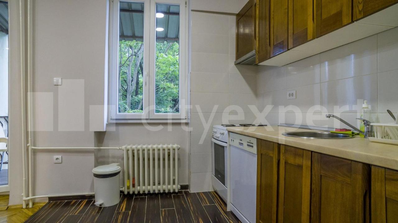 Downtown Apartment In Walk Zone With 3 Bedrooms And Garage Novi Sad Exterior foto